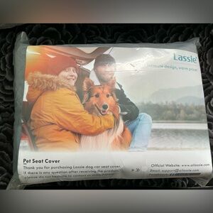 Dog Collection: NEW Lassie Seat Cover